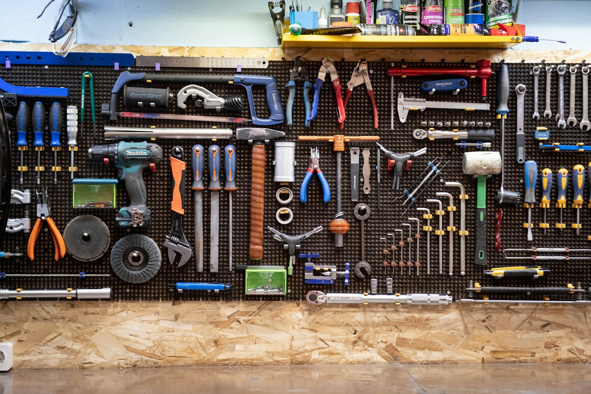 Home Maintenance Tips for El Dorado Hills: May and June Edition